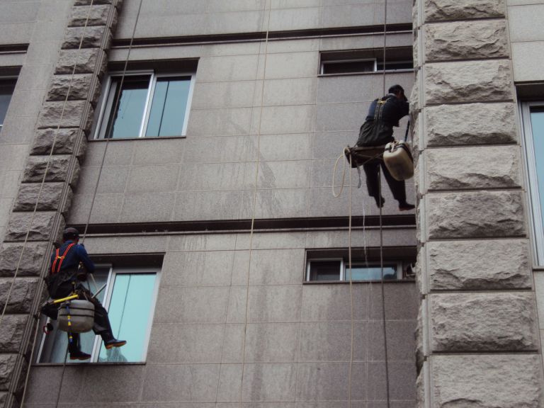 감사원 외벽청소