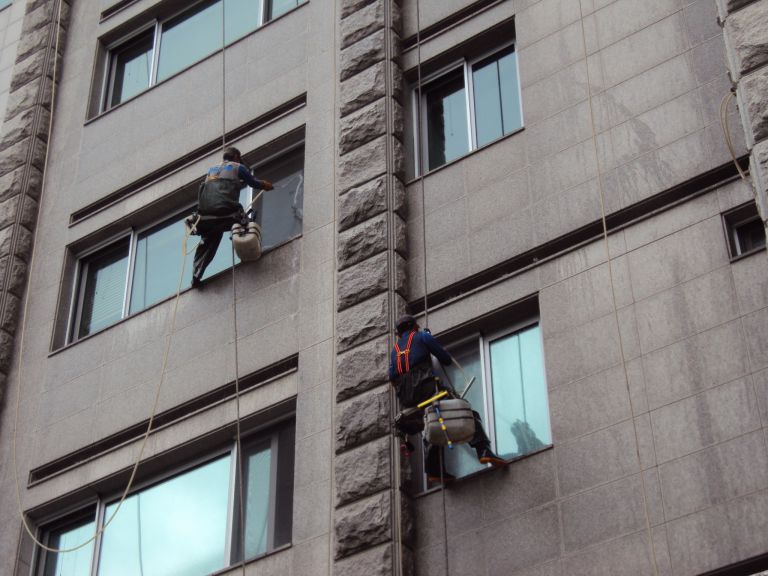 감사원 외벽청소