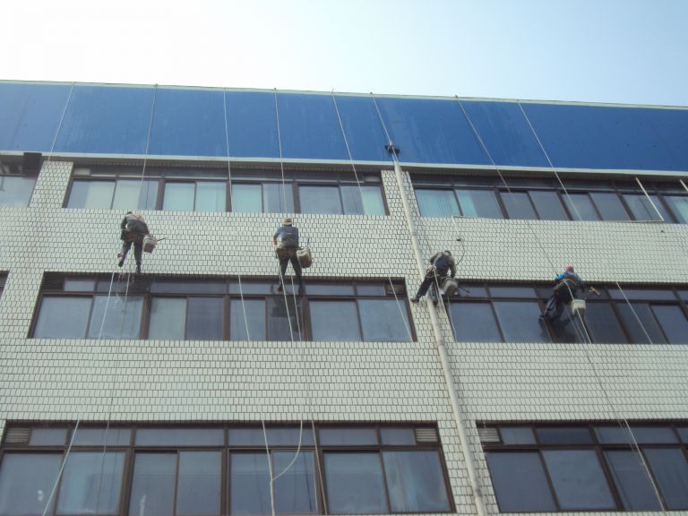 현대자동차(주)남부서비스센터외벽청소