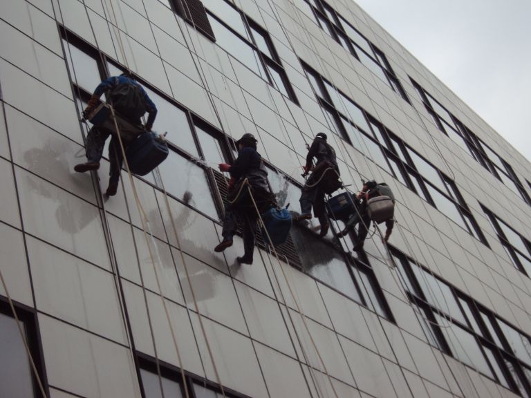 현대자동차(주)동부서비스센터외벽청소