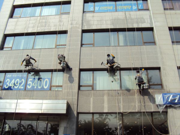 현대자동차서비스 도봉점 외벽청소