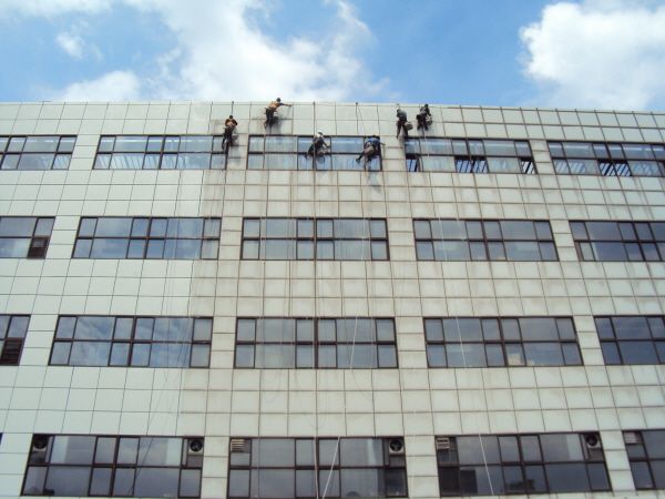 현대자동차서비스 동부지점 외벽청소