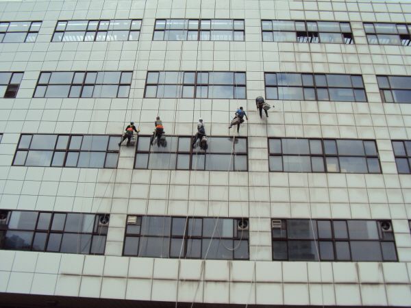 현대자동차서비스센터 동부점 외벽청소