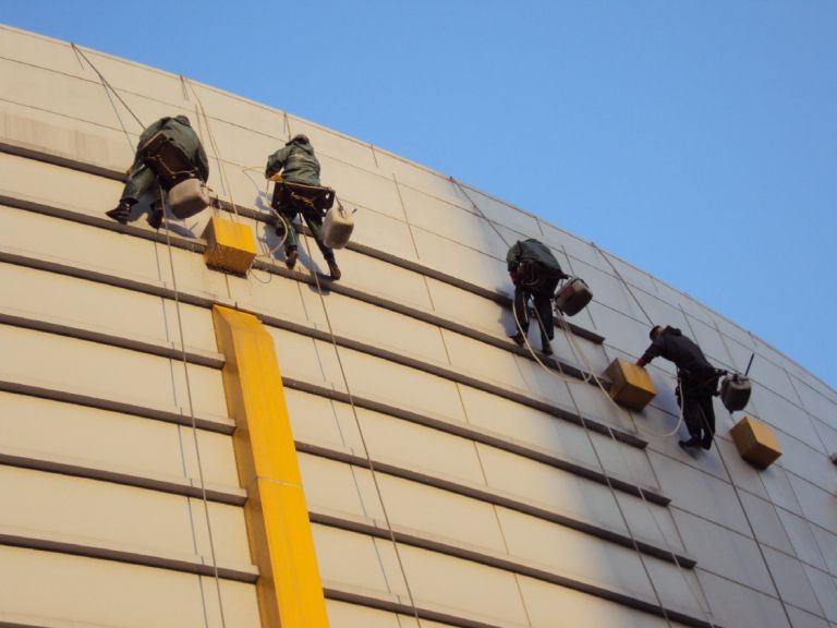 철도교통관제센터 외벽청소