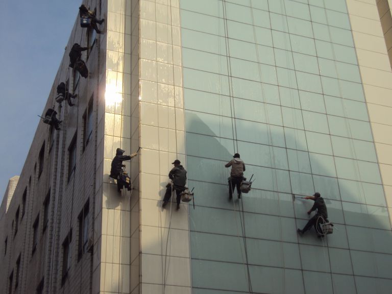 뉴코아아울렛(강남점)외벽청소