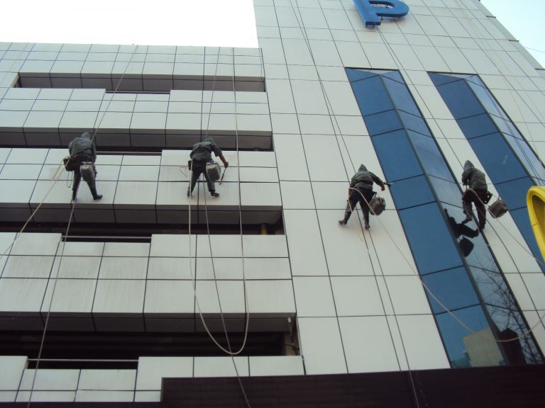 뉴코아아울렛(강남점)외벽청소